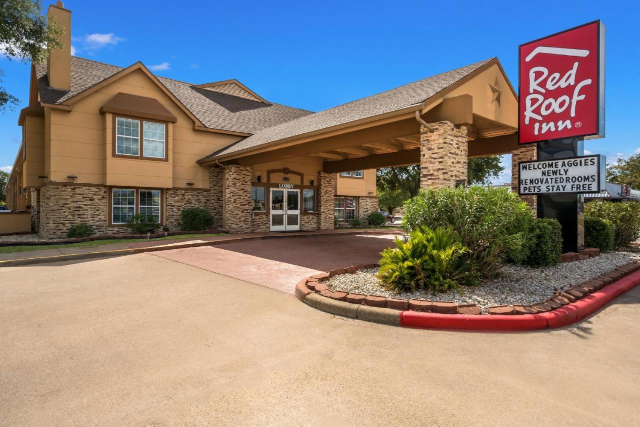 Red Roof Inn College Station Exterior photo